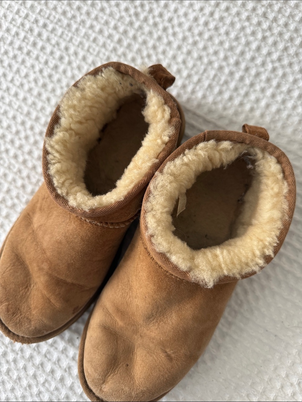 UGG Chestnut Suede Short Sheepskin Boots - Picture 3 of 6